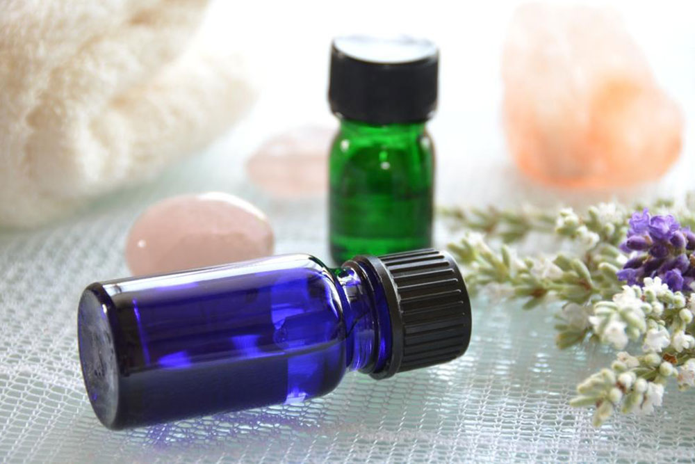 The Top Pet-Friendly Essential Oils