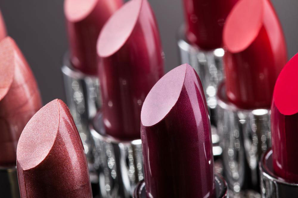 The Various Types of Lipsticks to Try